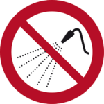 Mit Wasser spritzen verboten